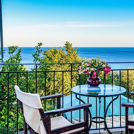 Eros Pittoresque Retreats - Perfect Location, Panoramic Seaview Koroni  Exterior photo