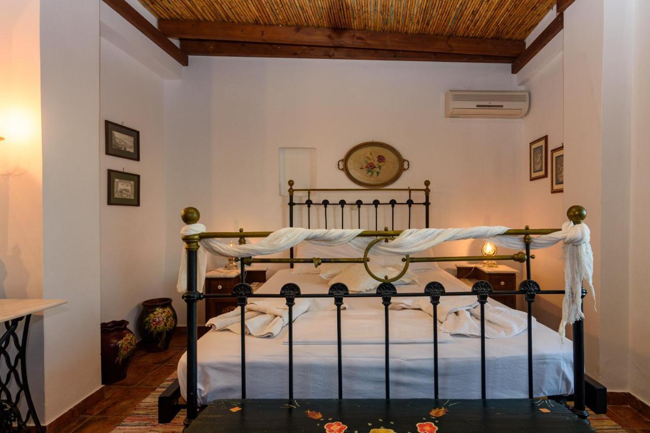 Eros Pittoresque Retreats - Perfect Location, Panoramic Seaview * Koroni (Messinia)