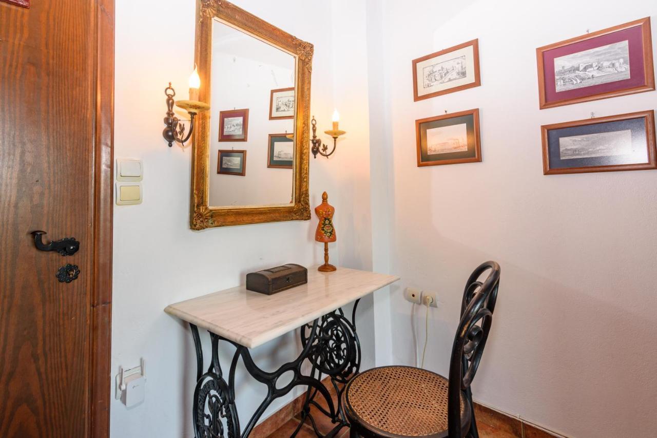 Eros Pittoresque Retreats - Perfect Location, Panoramic Seaview